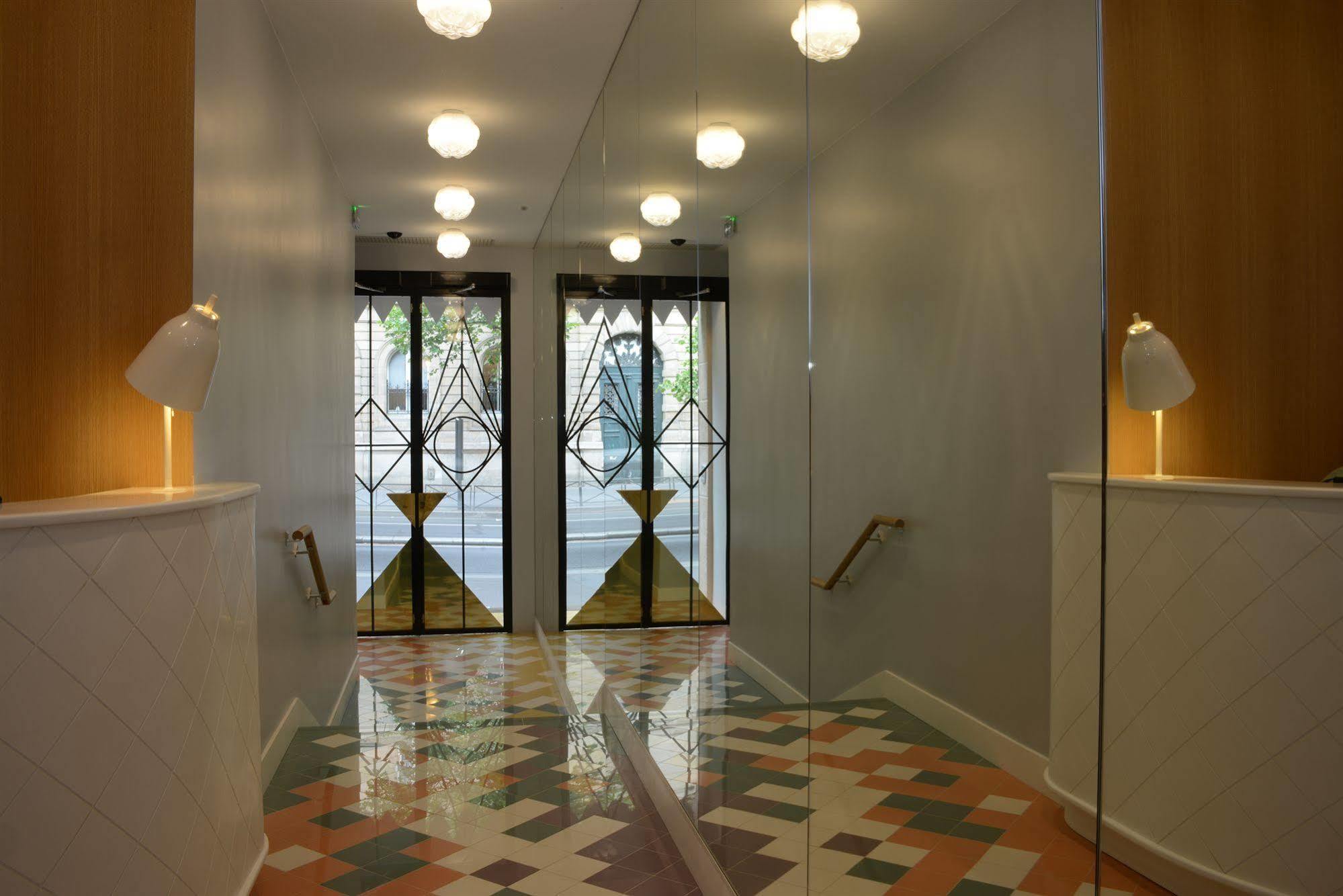 Hotel le Lapin Blanc Paříž Exteriér fotografie